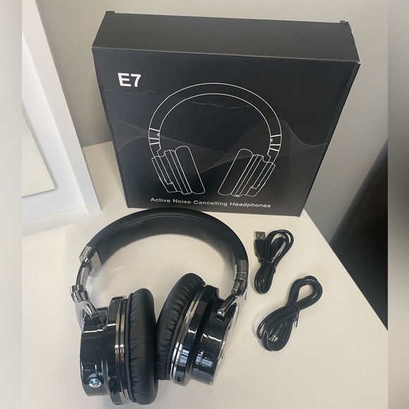 Silensys E7 Active Noise Cancelling Bluetooth Headphones with Microphone - Picture 1 of 2